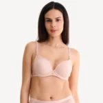 Бежов сутиен с твърда SOFT чашка и банел Ruby с дантела от Lisca